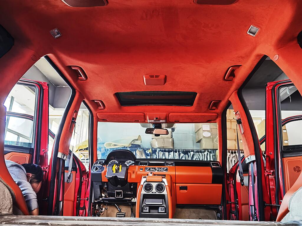 路虎揽胜棕色内饰草莓污视频网站